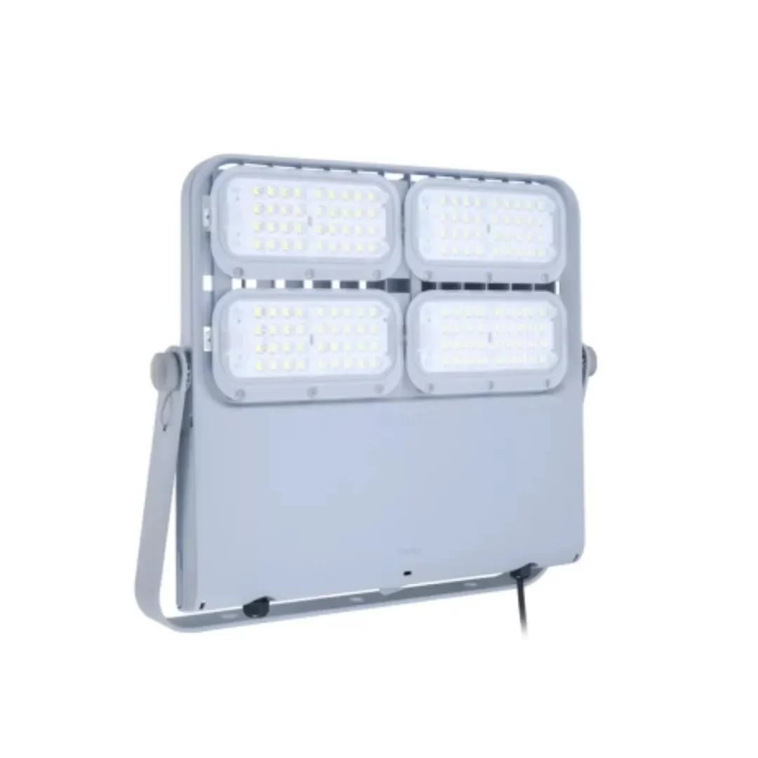 REFLECTOR BVP564 LED545/857 120-277V 380W GL SMB 824110164192 PHILIPS1