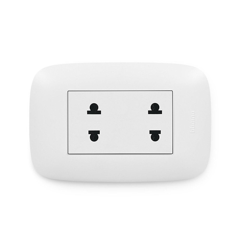 TOMACORRIENTE UNIVERSAL DOBLE SENCIA BTICINO