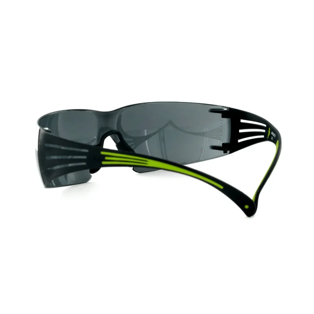 LENTES DE SEGURIDAD FIT 400 LUNA OSCURA SF400G CON PROTECCION UV 3M PERU4