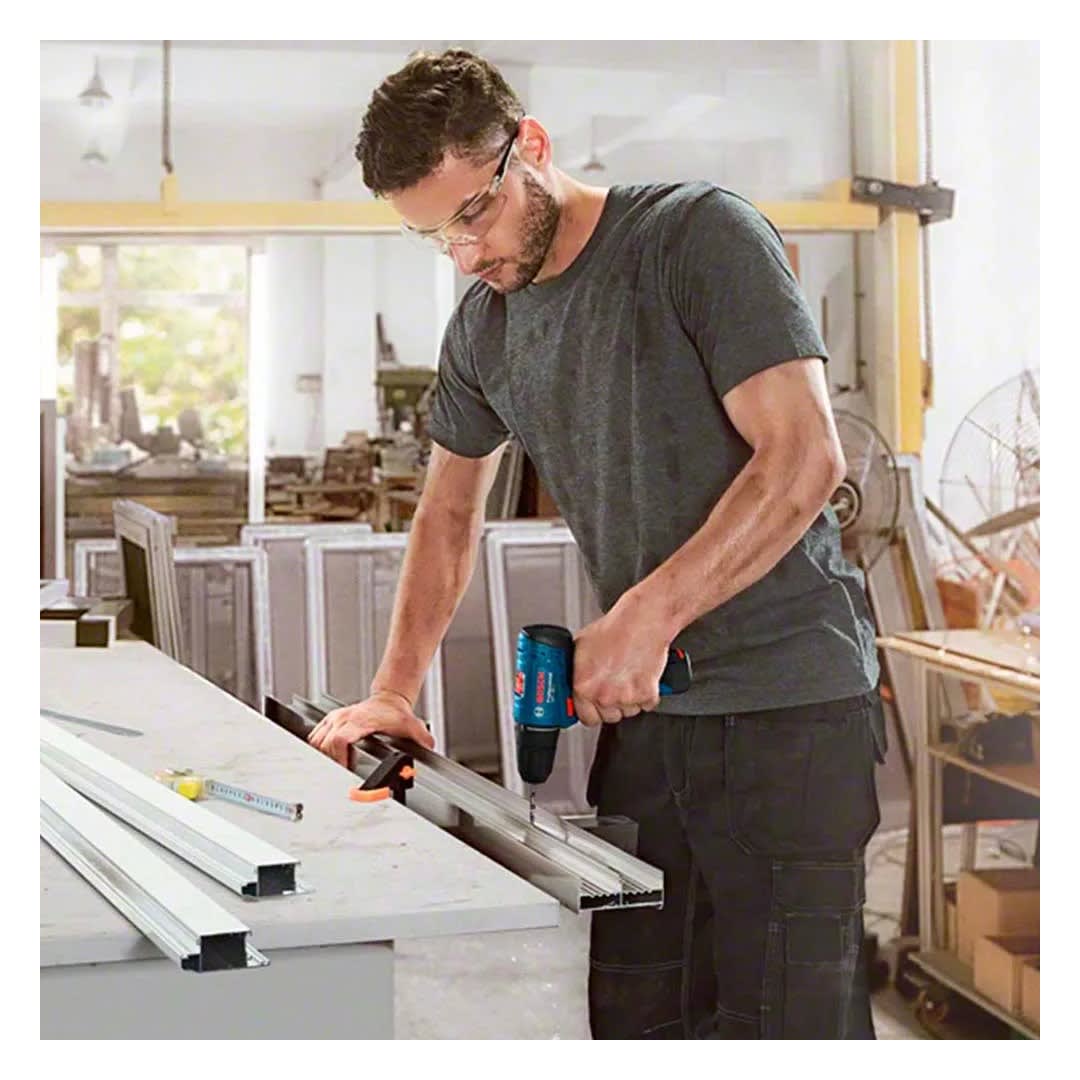 TALADRO ATORNILLADOR GSR 120-LI 2 BATERIAS + 23 ACCESORIOS + MALETIN BOSCH2