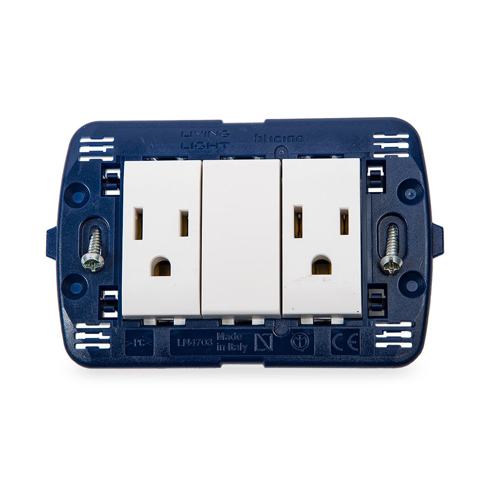 TOMA DUPLEX 2P + T LIGHT BTICINO