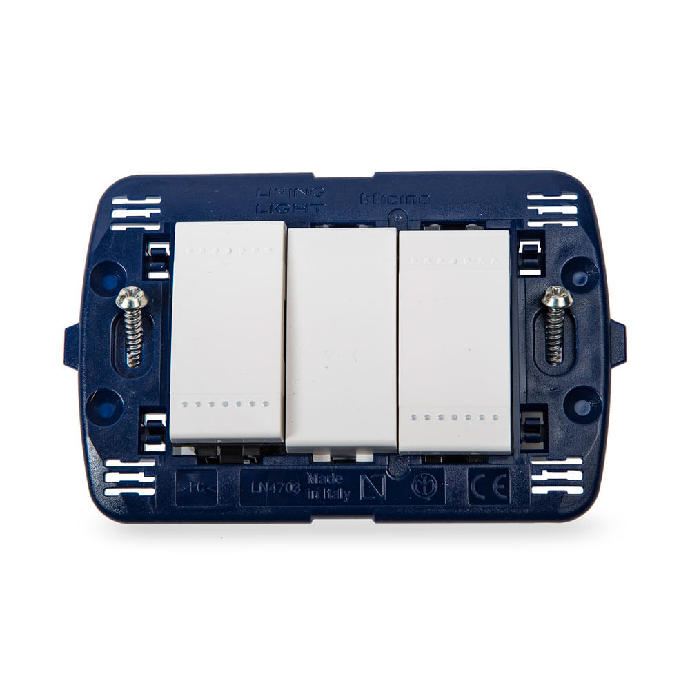 INTERRUPTOR UNIPOLAR TRIPLE LIGHT BTICINO1