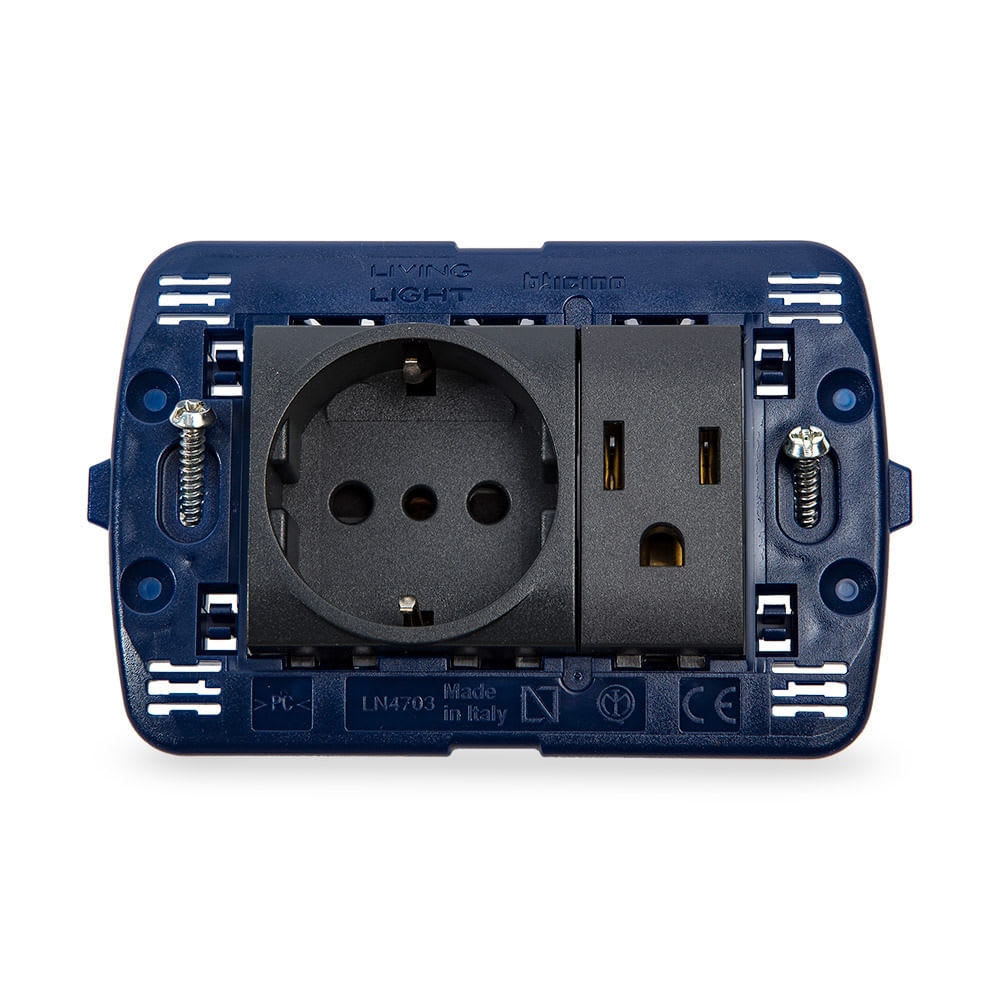 TOMA AMERICANA + TOMA SCHUKO LIVING LIGHT BTICINO