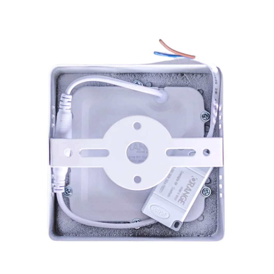 DOWNLIGHT ADOSABLE CUADRADO 24W LUZ CALIDA ORANGE2