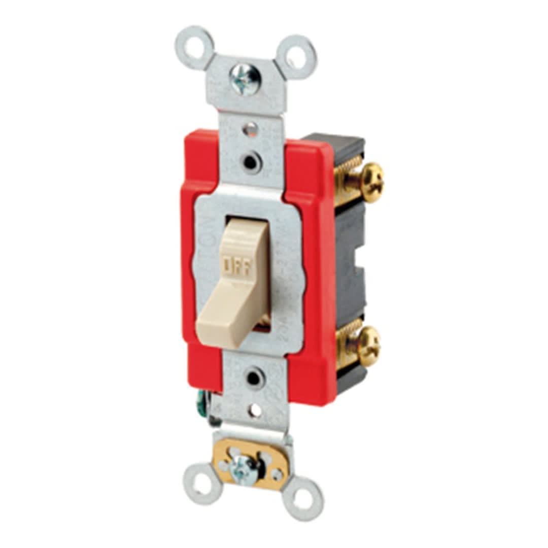 INTERRUPTOR BIPOLAR DE PALANCA INDUSTRIAL 20A L/T 250V MARFIL LEVITON1