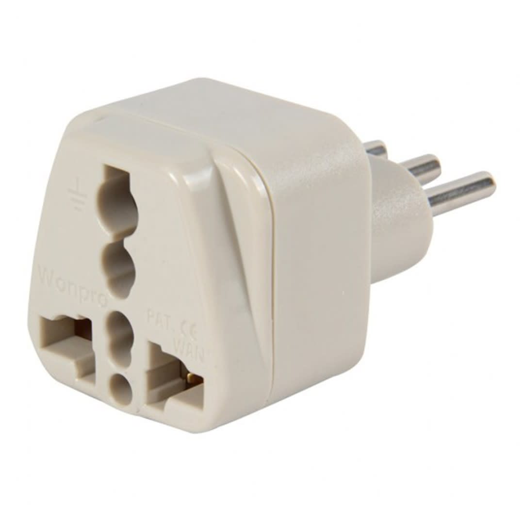 ADAPTADOR UNIVERSAL ESPIGA TRES EN LINEA 10A 250V COLOR GRIS WONPRO1
