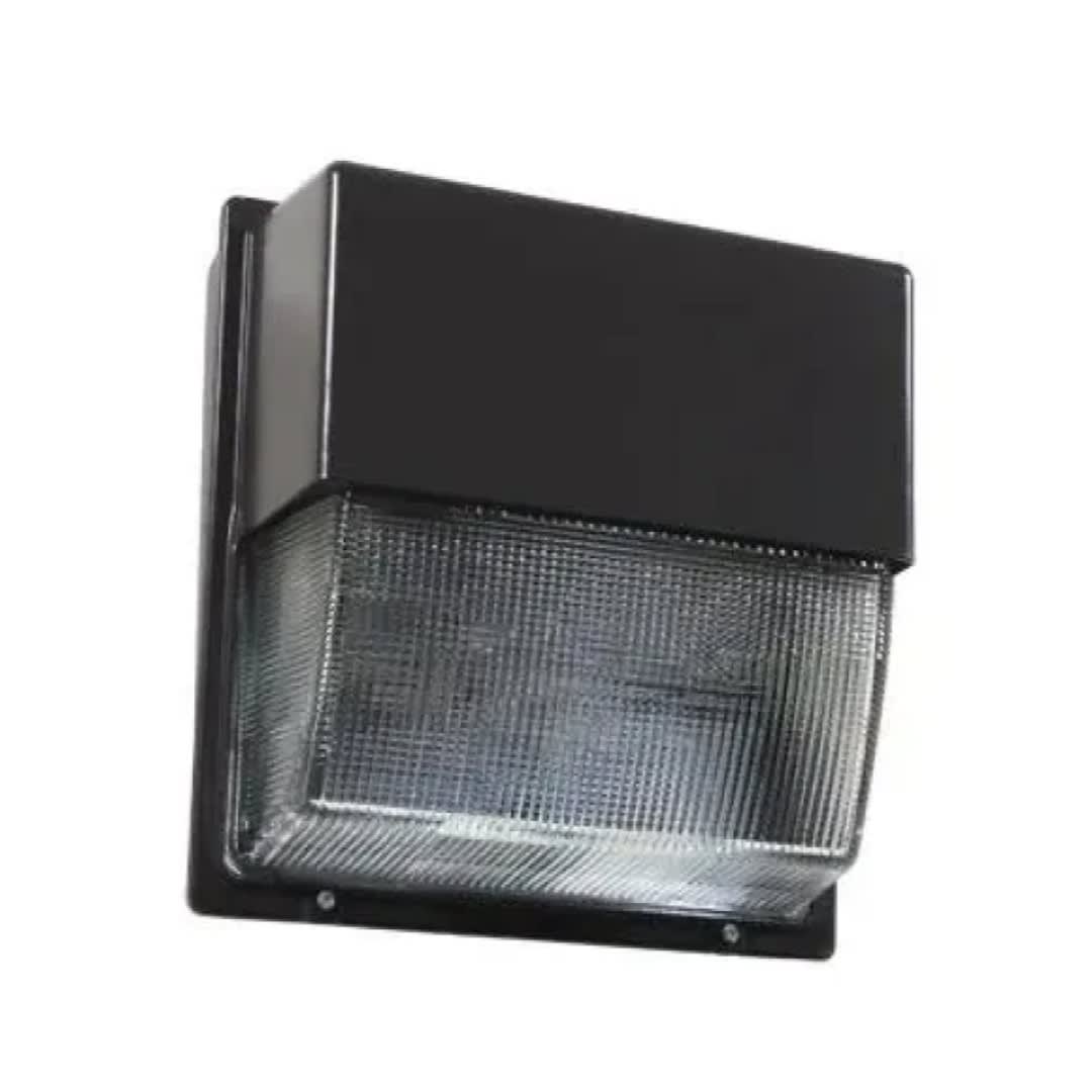 LUMINARIA WALLPACK LED T3M 10C1000 39W 3398LM 120/277V DLC/UL HOLOPHANE1