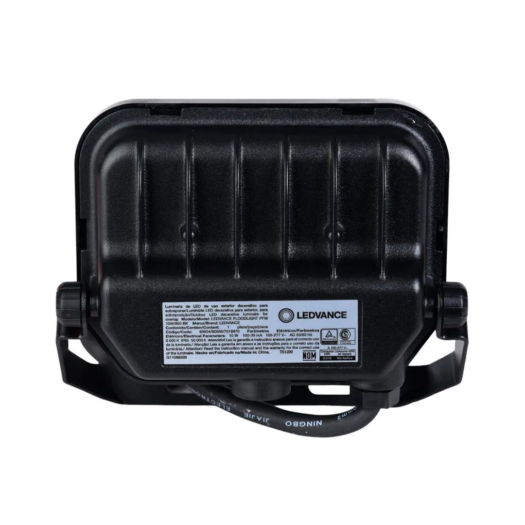 REFLECTOR LED NEGRO 10W LUZ BLANCA LEDVANCE1