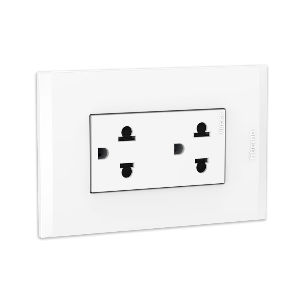 TOMACORRIENTE UNIVERSAL MODUS4 BLANCO BTICINO