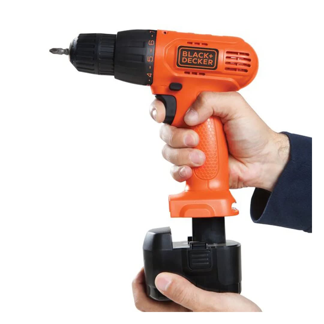 TALADRO ATORNILLADOR 3/8'' 12V CD121K BLACK & DECKER9