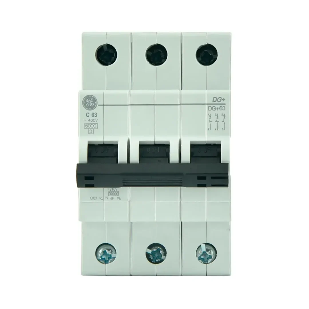 INTERRUPTOR TERMOMAGNETICO 3X63A RD SM3