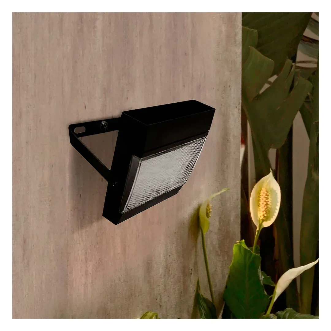 ESTACA LED TIPO REFLECTOR 8W LUZ CALIDA IP65 NEGRO LIGHTECH3