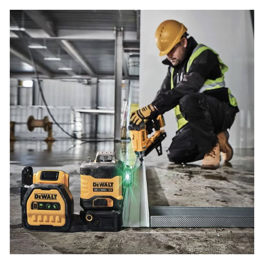 NIVEL LASER 3 LINEAS 360° VERDE 20V DCLE34030GB DEWALT4