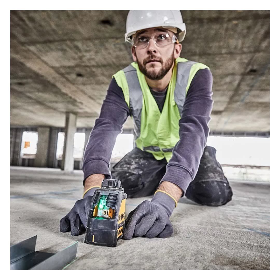 NIVEL LASER LINEAS CRUZADAS VERDE DW088CG DEWALT2