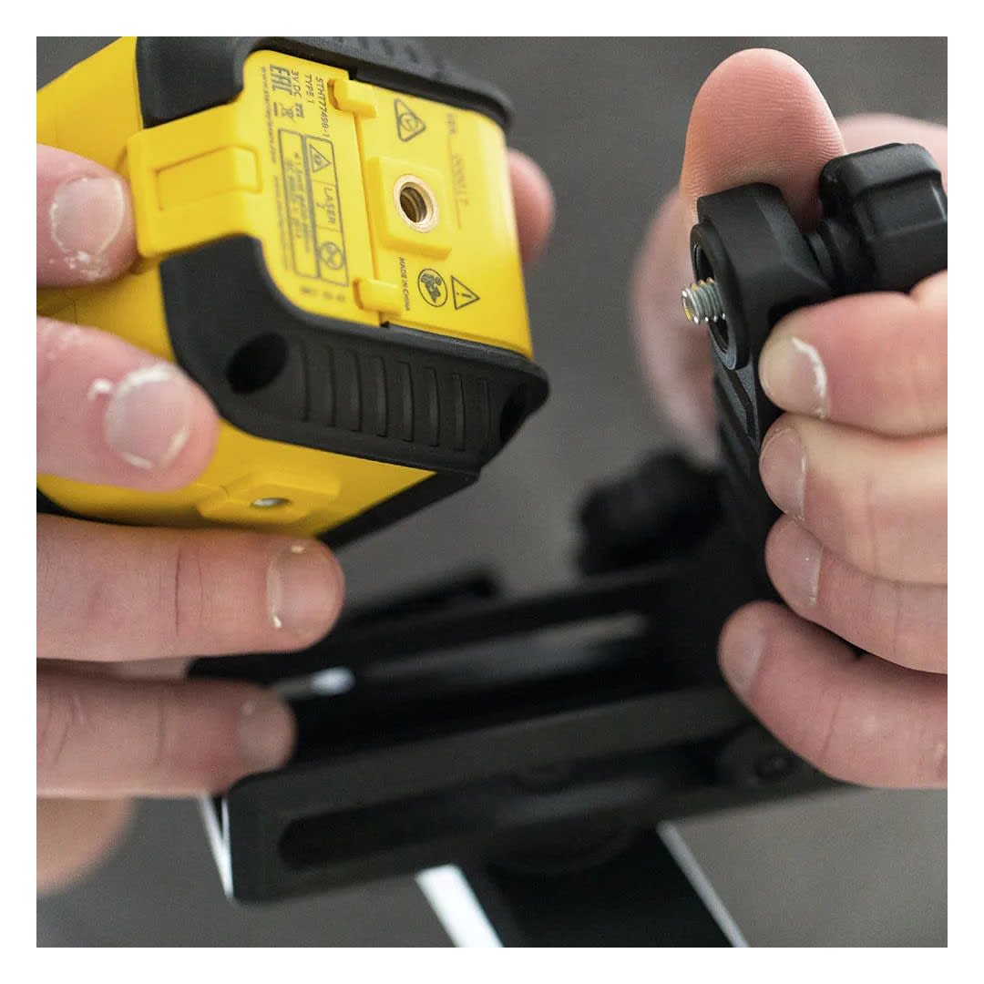 NIVEL LASER LINEAS CRUZADAS ROJO CUBIX STHT77498 STANLEY5