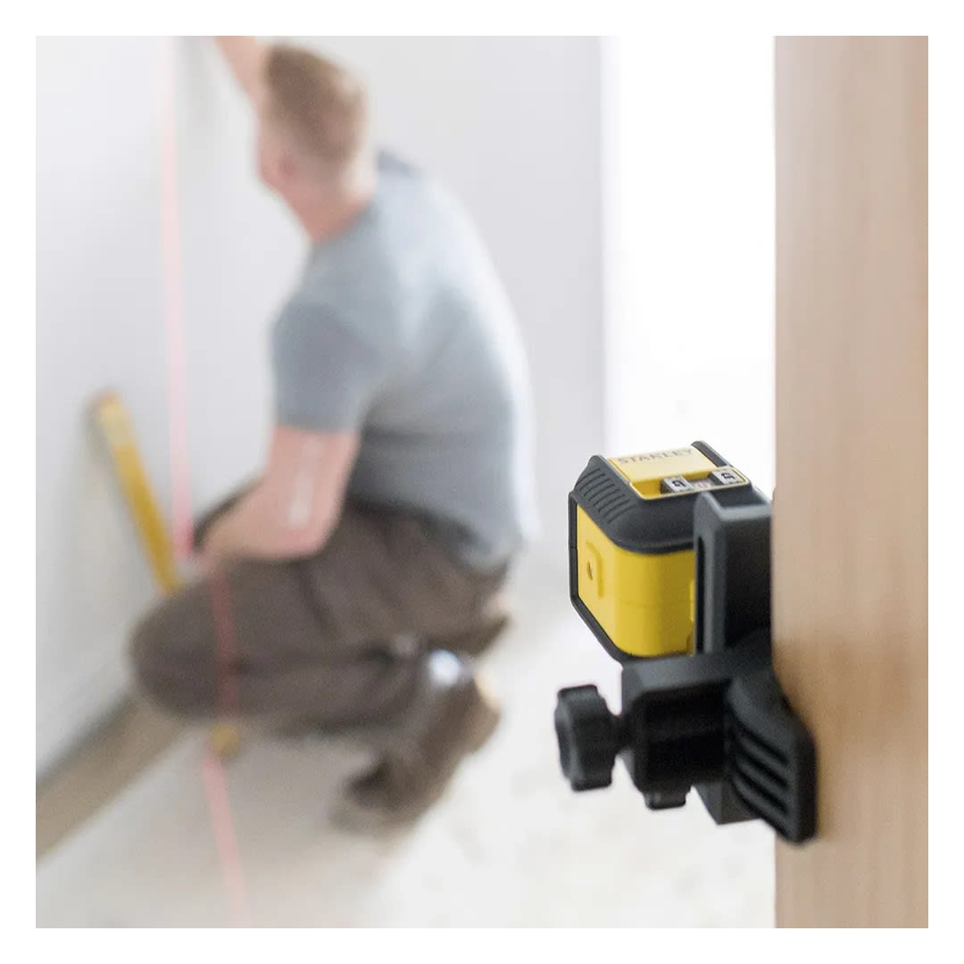 NIVEL LASER LINEAS CRUZADAS ROJO CUBIX STHT77498 STANLEY13