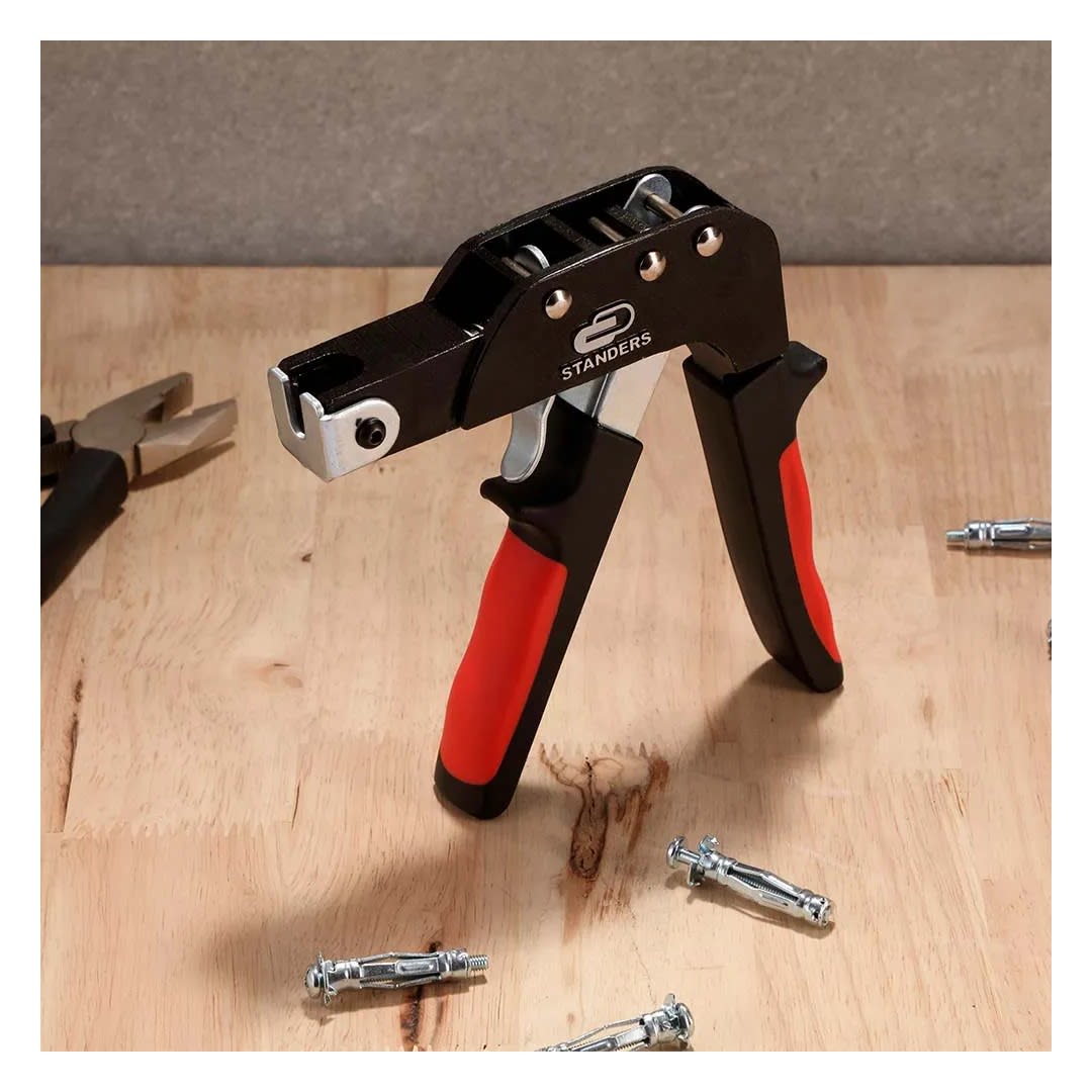 SET TORNILLO + TARUGO VARIADO X 60UND STANDERS3