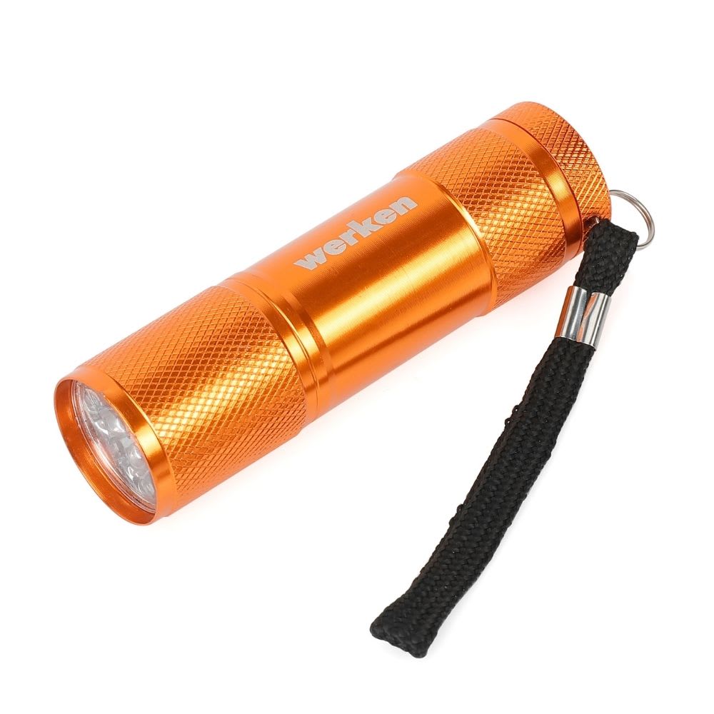 LINTERNA 9 LED ALUMINIO AAA SIN PILAS WERKEN1
