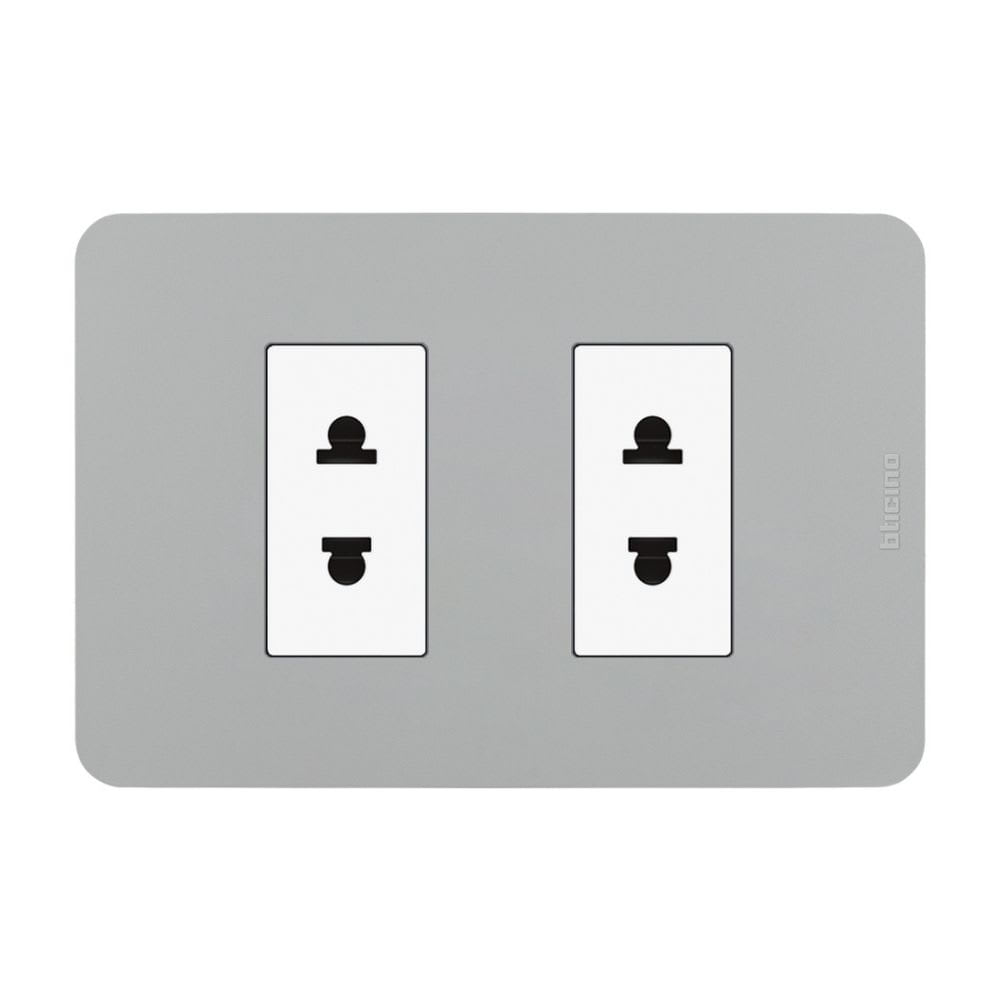 TOMACORRIENTE UNIVERSAL DOBLE GRIS MATIX GO BTICINO1