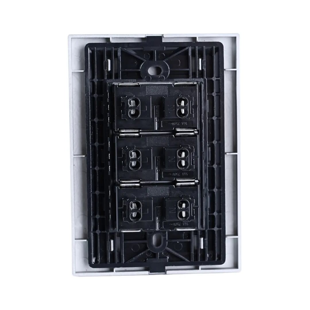 PLACA ARMADA TOMACORRIENTE TRIPLE UNIVERSAL MATTE TERRA ORANGE1