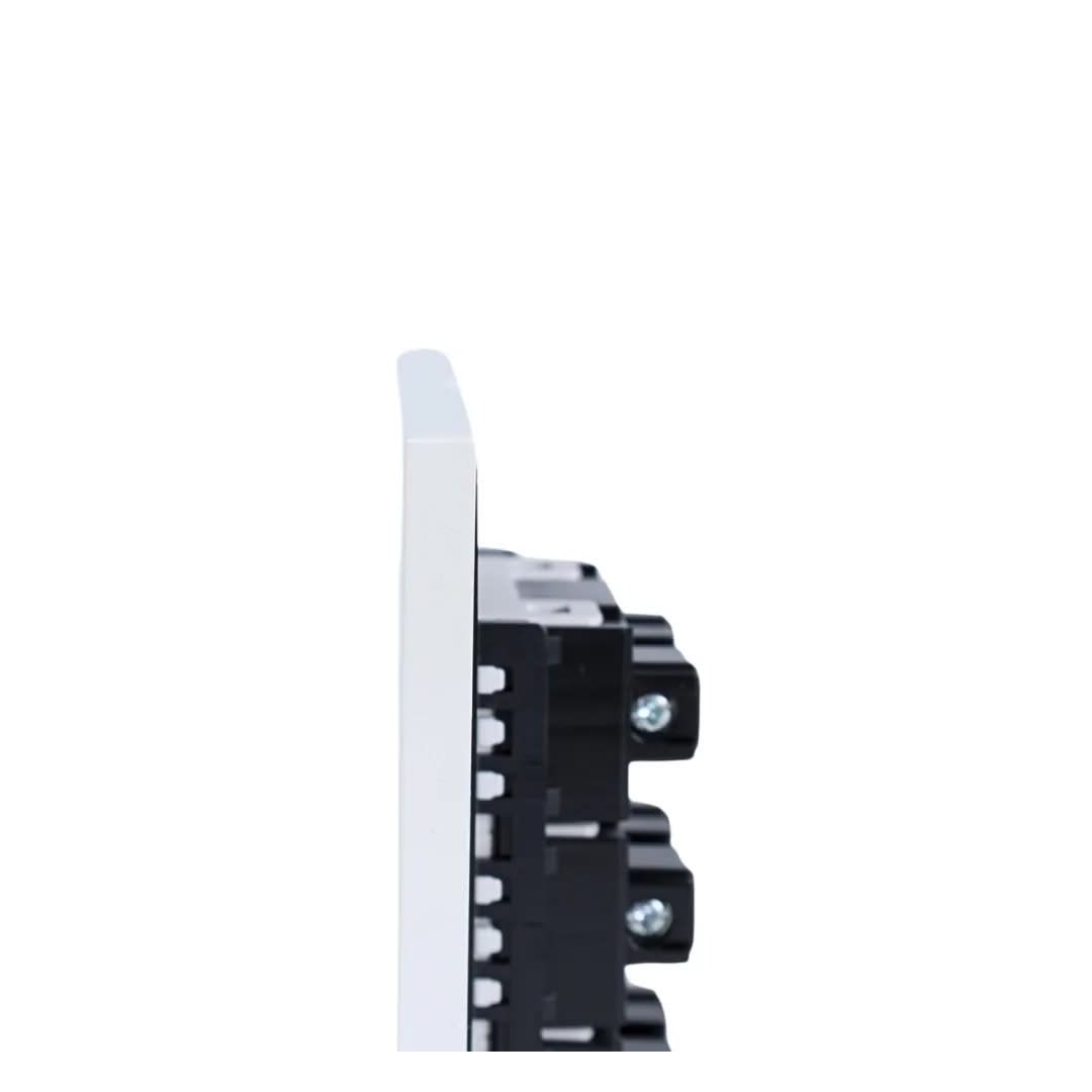 PLACA ARMADA TOMACORRIENTE TRIPLE UNIVERSAL MATTE BLANCO ORANGE6