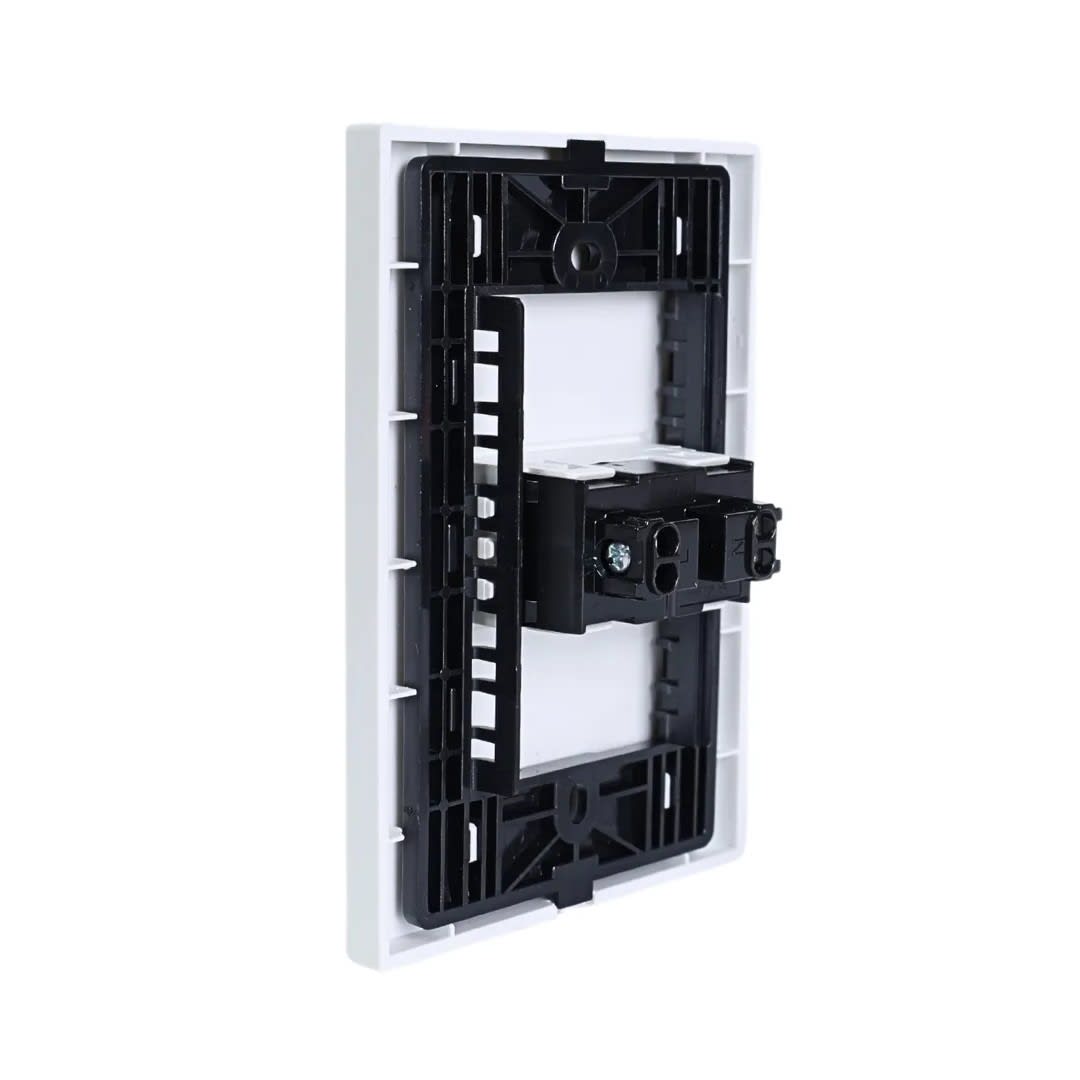 PLACA ARMADA TOMACORRIENTE SIMPLE UNIVERSAL MATTE BLANCO ORANGE3