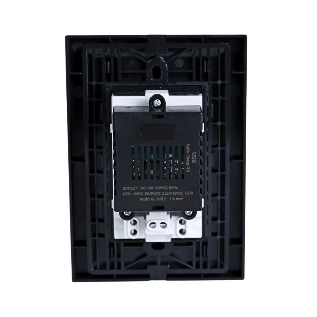 TOMACORRIENTE DOBLE UNIVERSAL MATTE CON USB Y TIPO C 15W ORANGE1