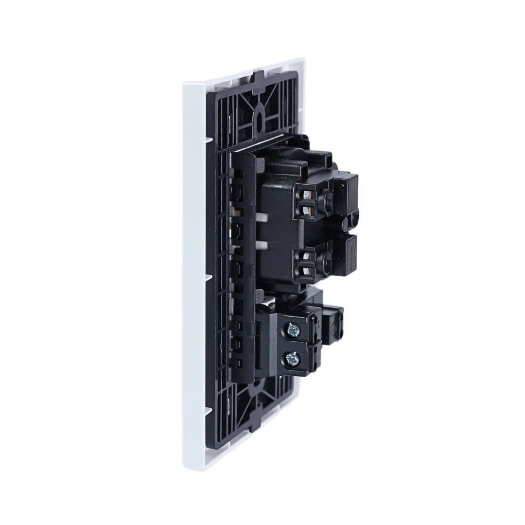 PLACA ARMADA TOMA SCHUKO + TOMA AMERICANA MATTE LT BLANCO ORANGE3