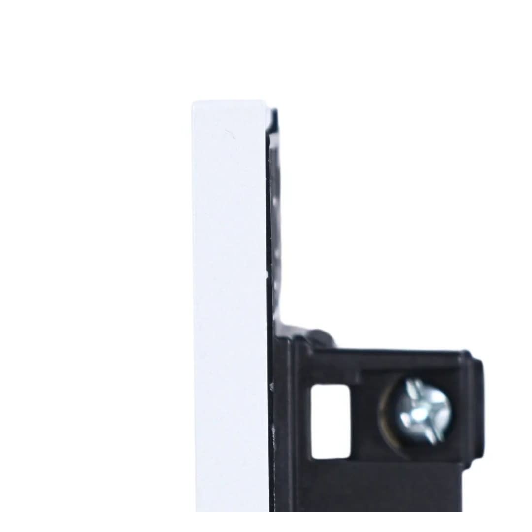 PLACA ARMADA TOMACORRIENTE DOBLE UNIVERSAL MATTE LT BLANCO ORANGE3