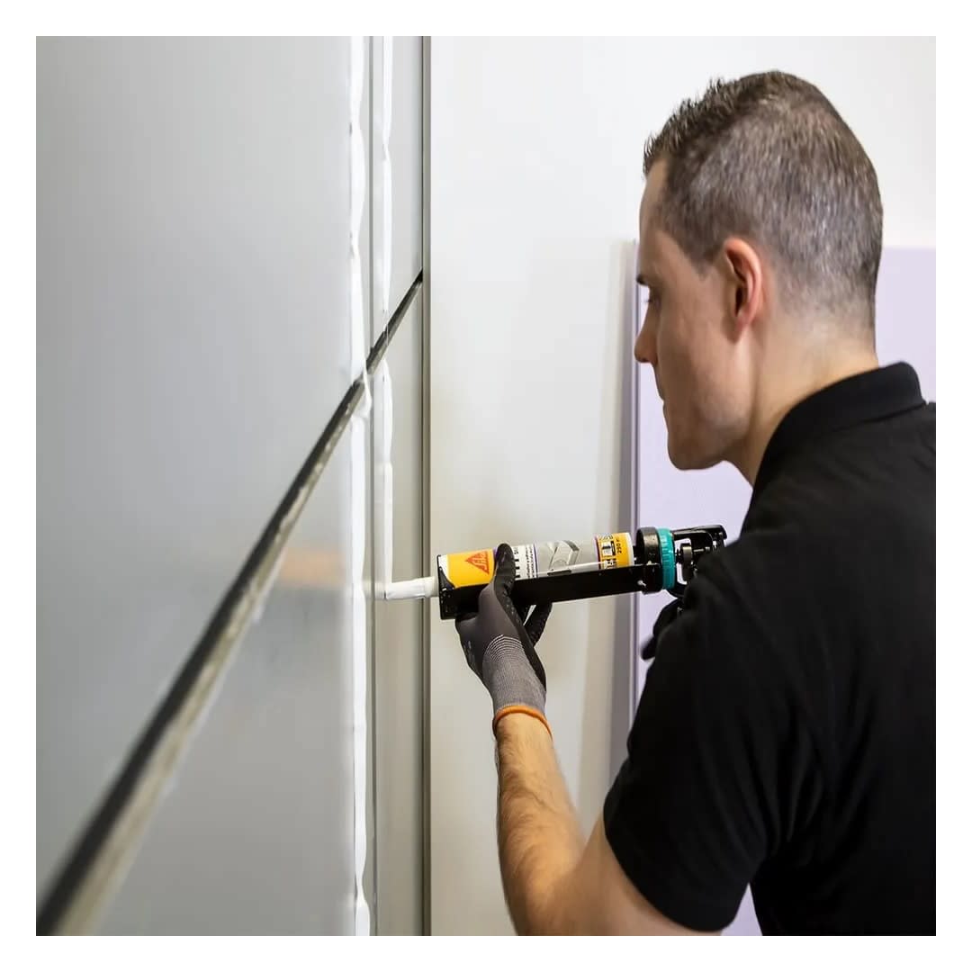 ADHESIVO Y SELLANTE MULTRIPROPOSITO SIKAFLEX-111 290ML SIKA3