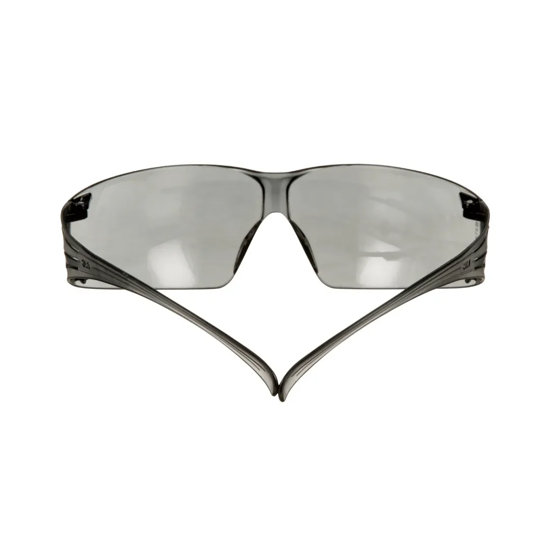 LENTES DE SEGURIDAD SF201 SECUREFIT OSCURAS 3M PERU3