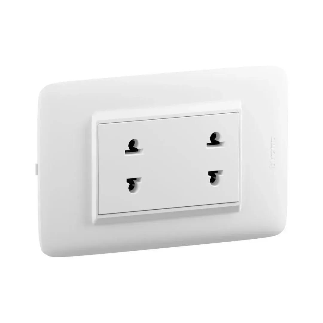 TOMACORRIENTE DOBLE UNIVERSAL BLANCO DPLUS BTICINO2