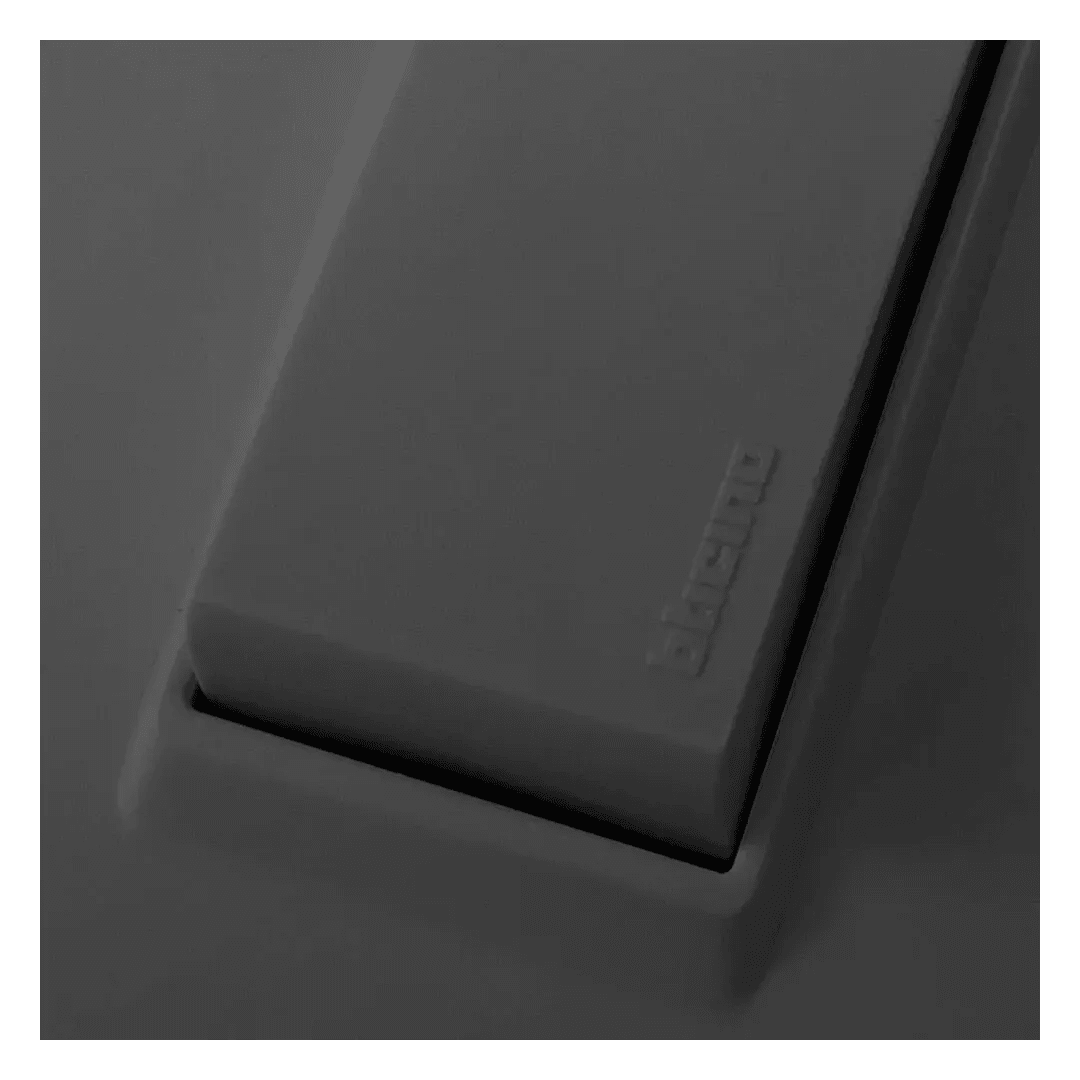 INTERRUPTOR SIMPLE DPLUS NEGRO 10A 250V BTICINO4
