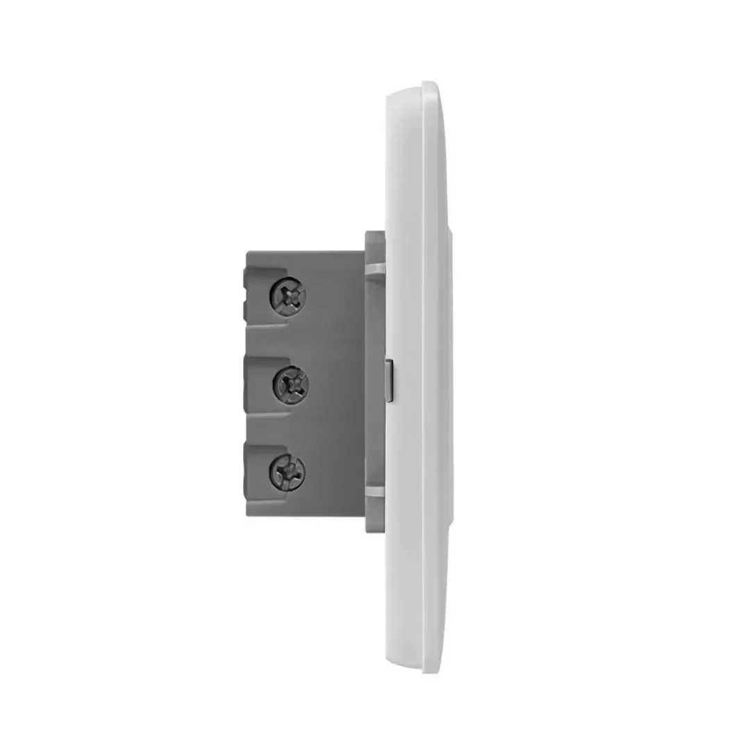 TOMA SCHUKO + 3 LINEA BLANCO DPLUS BTICINO3