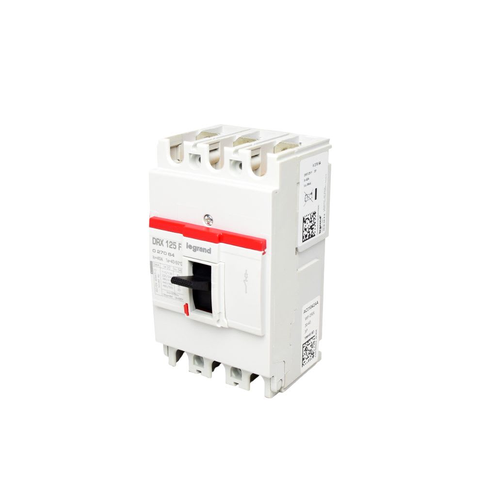 INTERRUPTOR TERMOMAGNETICO FIJO 3X40A 35KA 415VAC 27064 LEGRAND1