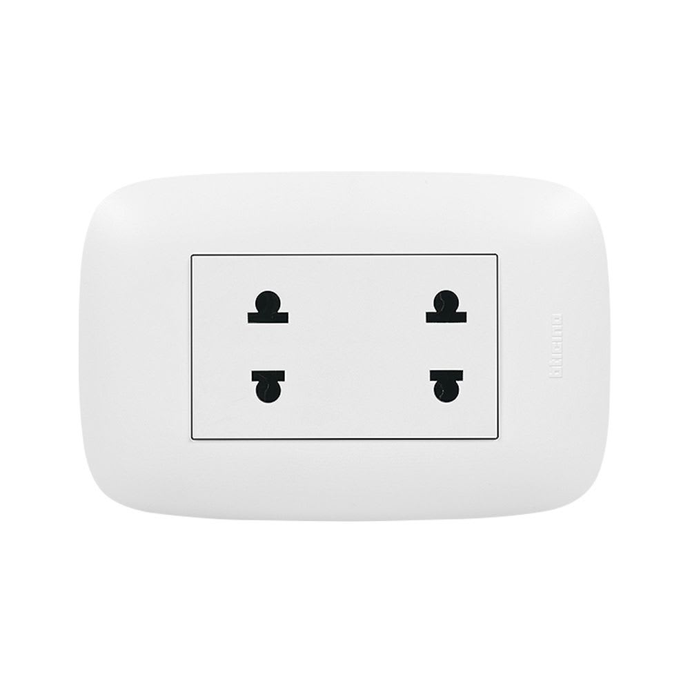 TOMACORRIENTE UNIVERSAL DOBLE 2X16A 250V DOMINO SENCIA AP1212 BTICINO