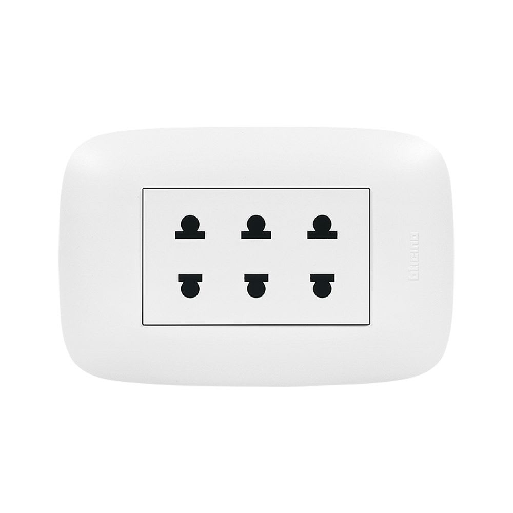 TOMACORRIENTE UNIVERSAL TRIPLE 2X16A 250V DOMINO SENCIA AP1312 BTICINO1