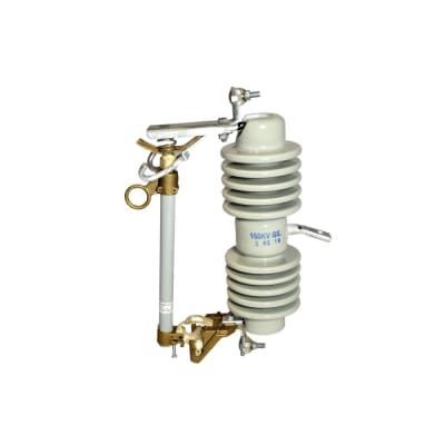 SECCIONADOR CUT OUT DE PORCELANA 27KV 100A 125KV BIL 12KA NEMA B X2NCBNMM12 ABB