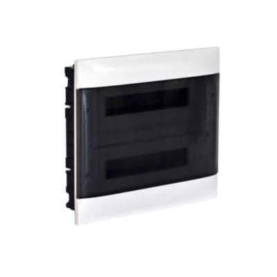 TABLERO PARA EMPOTRAR DE RESINA 24 DIN 385X328X103MM CON PUERTA 135002 LEGRAND