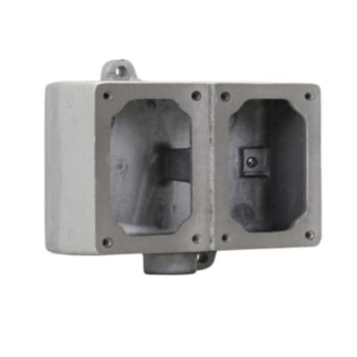 CAJA RECTANGULAR PARA 2 INTERRUP Y PULSA 1 SALIDA 3/4 CLASE 1 DIVISION 1 UL EDS272 SA CROUSE HINDS