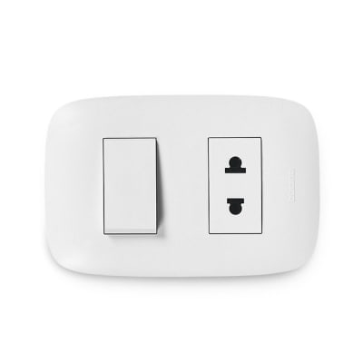 INTERRUPTOR + TOMACORRIENTE UNIVERSAL SENCIA BTICINO