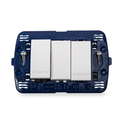 INTERRUPTOR DOBLE 3 VIAS LIGHT MODELO LIGHT DOBL 3VIASSEARM BTICINO