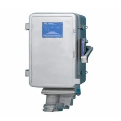 DISCONNECT SWITCH S/FUSIBLE ACERO 3X60A+T 600V C/TOMA NEMA 12/3R UL CROUSE HINDS