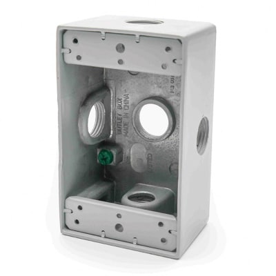 CAJA RECTANGULAR ALUMINIO 1/2'' 3 SALIDAS CON UL NAAVI CONDUIT