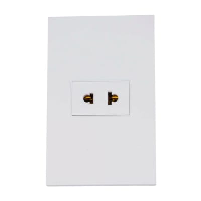 TOMACORRIENTE CORE SIMPLE UNIVERSAL BLANCO ORANGE