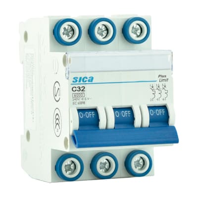 INTERRUPTOR TERMOMAGNETICO TRIFASICO 32A TECNOLOGIA ALEMANA-SICA