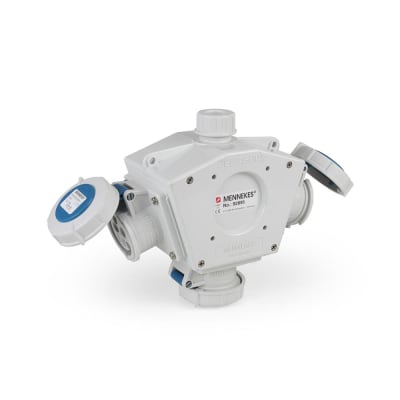 TOMA TRIPLE AEREA IP67 16A 2P + T 250V 6H MENNEKES