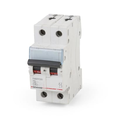 INTERRUPTOR TERMOMAGNETICO 2X63A 220V-10KA BTICINO