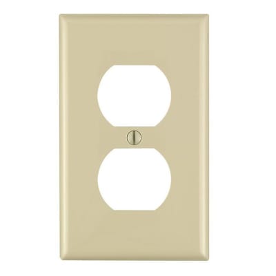 PLACA DOBLE NYLON P/TOMACORRIENTE MARFIL LEVITON