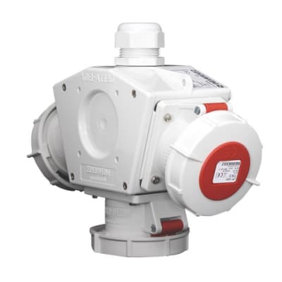 TOMA TRIPLE AEREO 32AMP 3P+T 415V ROJO 6H IP67 (DELTA BOX) MENNEKES